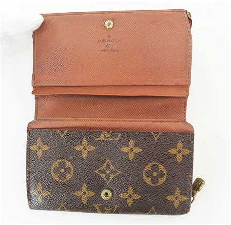 real Lv wallet